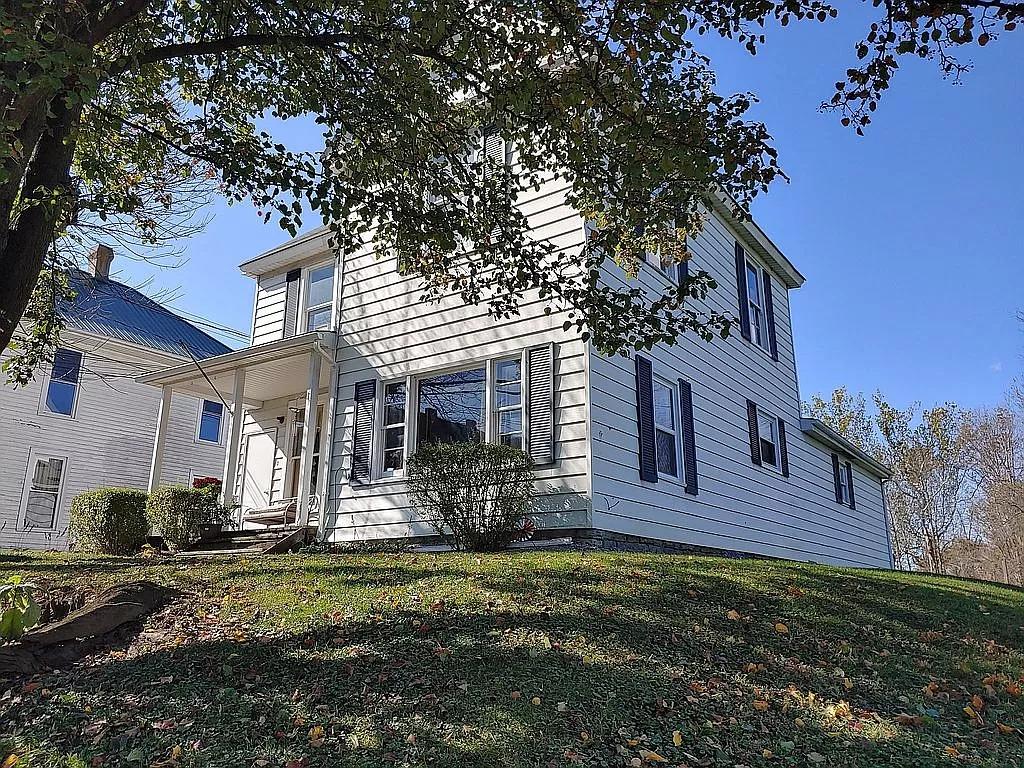 117 N High St Green Twp Brown Co Oh 45154 Listing Details Mls 1687257 Cincinnati Real Estate